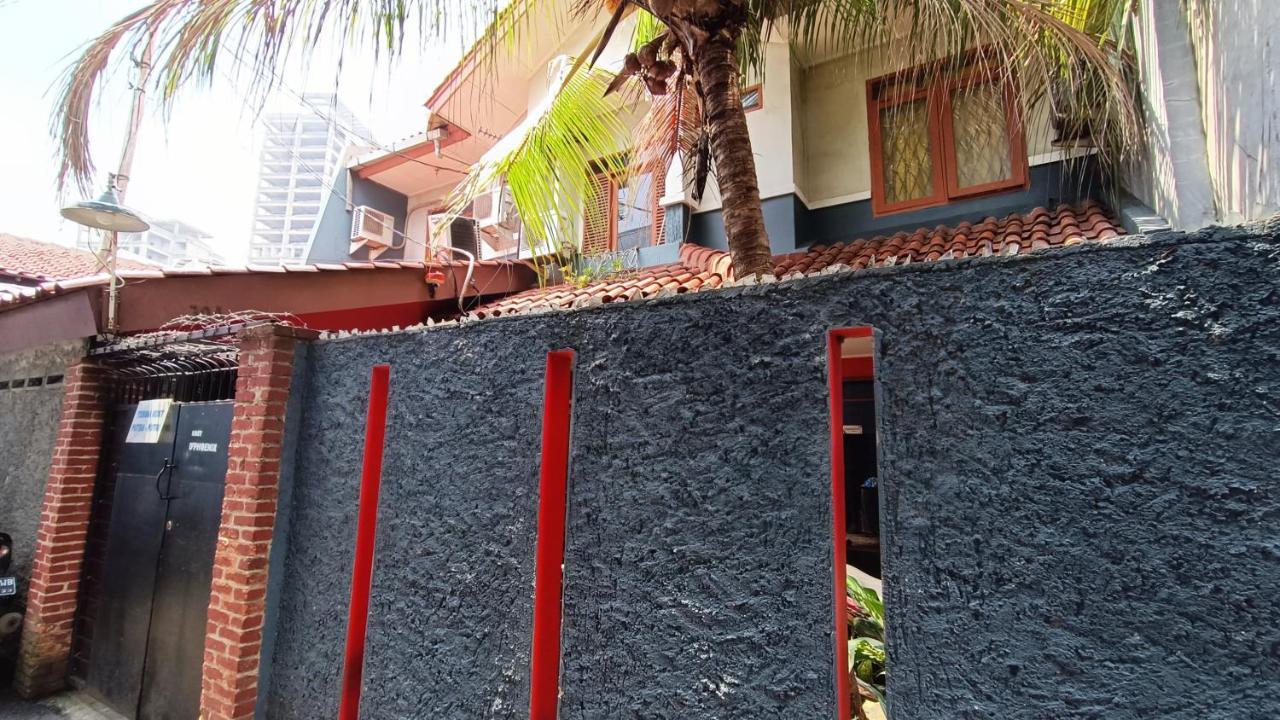 OYO 91341 D'phoenix Anggrek Syariah Residence Jakarta Bagian luar foto